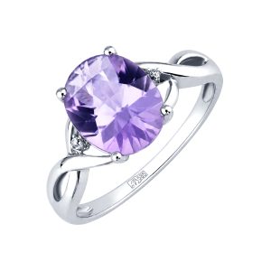 Кольцо из белого золота 585 с аметистом, ср. вес 2,52г